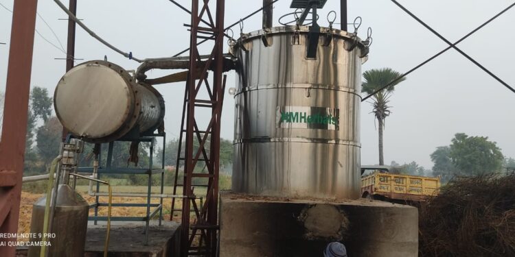 Extraction plant of Tulsi oil set up in Palamu
