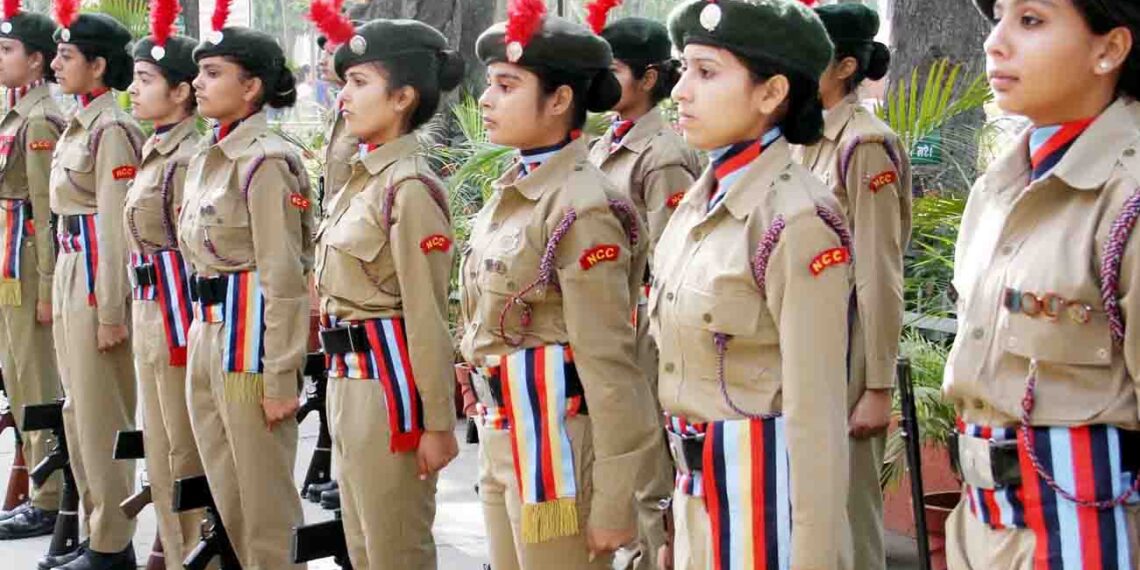 Ramgarh: 500 NCC Girls Cadets from Bihar, Jharkhand participate in training  camp at PRC - Lagatar English