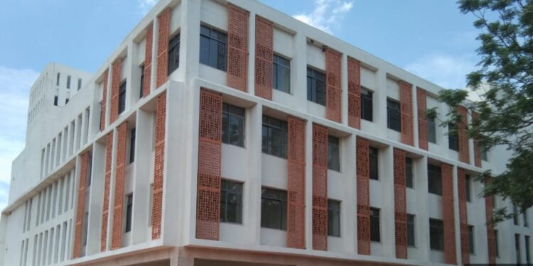 A view of the newly constructed administrative building of the NPU in Daltonganj