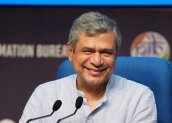 Cabinet Approves Mega Project for 12 New Smart Cities, Promises 10 Lakh Jobs