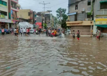 Gujarat Floods: 15 Dead, Over 23,000 Evacuated as Heavy Rainfall Continues