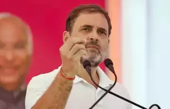 Rahul Gandhi Appeals for Statehood and Emotional Ties in Jammu and Kashmir Election Campaign