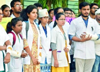 Bengal Doctors Call Off Cease-Work, Essential Services to Resume Amid Flood Crisis