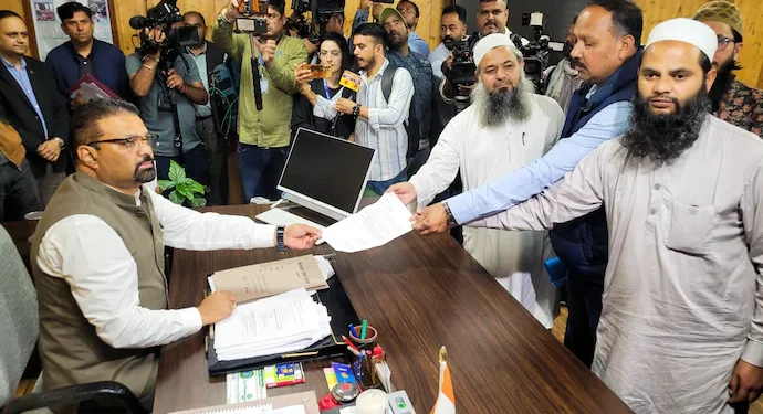 Muslim Community Offers to Demolish Alleged Illegal Portion of Sanjauli Mosque Amid Protests