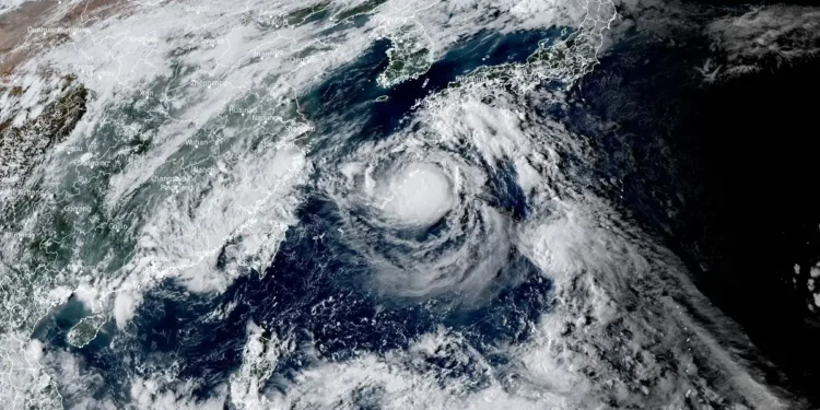 China Braces for Heavy Rain as Typhoon Bebinca Approaches Shanghai