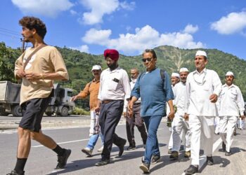 Delhi CM Atishi to Meet Detained Ladakh Activist Sonam Wangchuk Amid Climate March Arrests