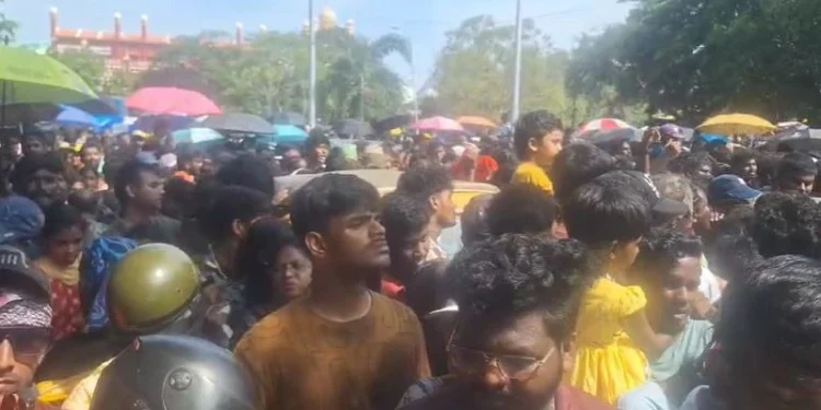 Chaos in Chennai After Air Force Show Leaves Lakhs Stranded Without Water