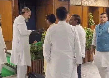 Opposition MPs Boycott Waqf Bill Committee Meeting Over ‘Personal Attacks’