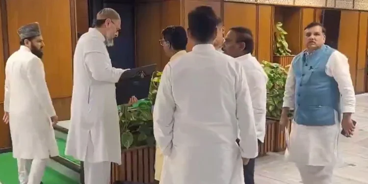 Opposition MPs Boycott Waqf Bill Committee Meeting Over ‘Personal Attacks’