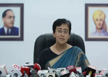Delhi CM Atishi Announces New Timings for Government Offices Amid Severe Air Quality