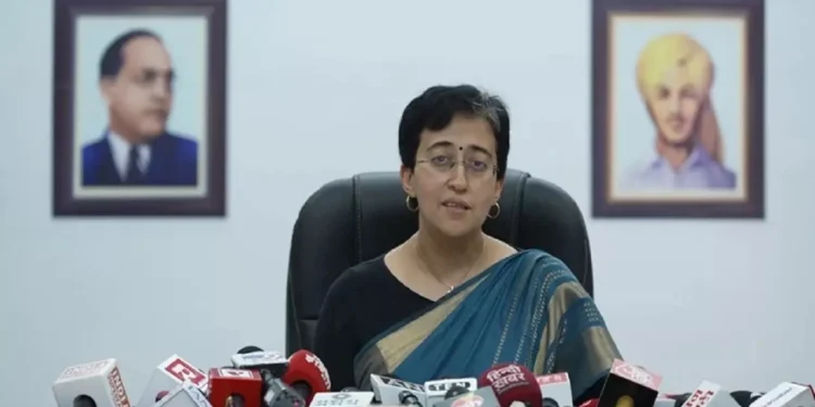 Delhi CM Atishi Announces New Timings for Government Offices Amid Severe Air Quality