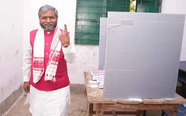 Babulal Marandi Predicts BJP’s Victory After Casting His Vote