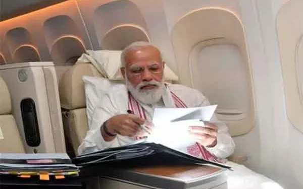 Technical Glitch Grounds PM Modi’s Aircraft in Deoghar; Rahul Gandhi’s Helicopter Faces Delay