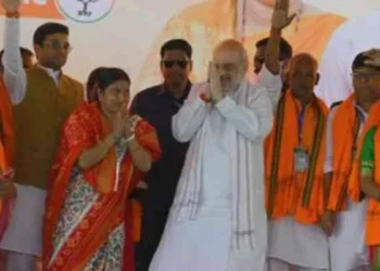 ‘Waqf Board Grabbing Land, Time for Change’: Amit Shah in Jharkhand