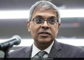 Trump Picks Indian-Origin COVID Policy Critic Jay Bhattacharya to Lead NIH