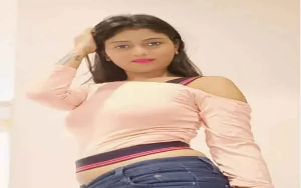 Pari Paswan Makes Waves as She Enters the Election Fray from Ranchi Seat