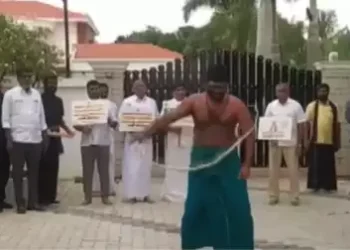 Anna University Rape Case: BJP’s Annamalai Whips Himself in Protest Against DMK Government