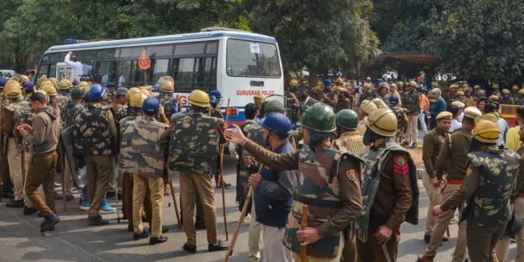 Farmers to March Towards Delhi Today: Security Tightened Along Borders