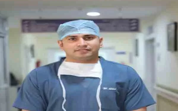 Essential Medicines You Must Carry While Traveling This New Year