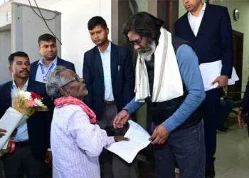 People from Across Jharkhand Meet CM Hemant Soren to Discuss Issues