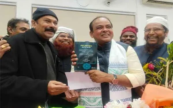 Health Minister Irfan Ansari Meets Delegation, Receives Congratulations