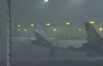 Dense Fog Delays Over 100 Flights at Delhi Airport, Zero Visibility Reported