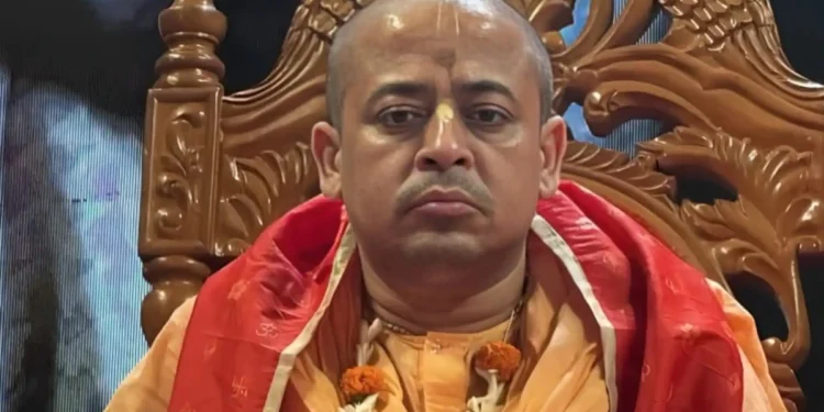 Hindu Monk Chinmoy Krishna Das Denied Bail in Sedition Case, Sparks Concerns Over Anarchy