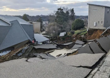 6.9 Magnitude Earthquake Strikes Southwestern Japan, Tsunami Advisory Issued