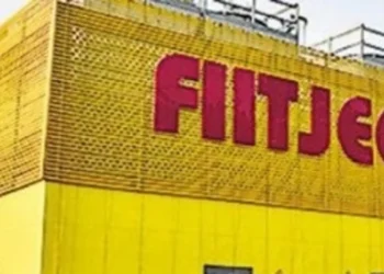 FIITJEE Coaching Centres Abruptly Shut Across North India, Leaving Students and Parents in Turmoil