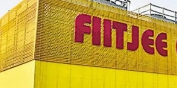 FIITJEE Coaching Centres Abruptly Shut Across North India, Leaving Students and Parents in Turmoil