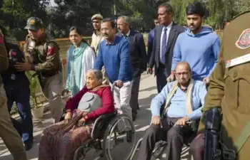Arvind Kejriwal Casts Vote With Family in Delhi Polls; Parents Arrive in Wheelchairs