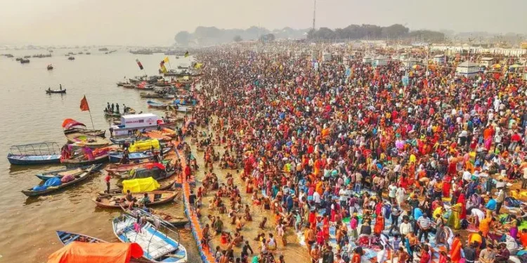 PM Modi to Take Holy Dip at Sangam on February 5, Over 34.97 Crore Devotees Participate in Mahakumbh
