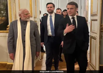 PM Modi Meets Macron, JD Vance in Paris Ahead of AI Summit