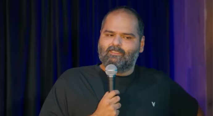 Bengaluru Man Invites Kunal Kamra To Perform Next Show Under Delayed Ejipura Flyover