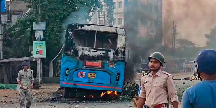 Bengal On Edge After Waqf Amendment Violence: 150 Arrested, BJP Claims Hindu Exodus