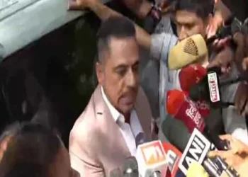 Robert Vadra Labels ED Summons a Political Witch-Hunt, Appears for Third Day of Questioning