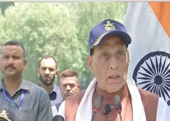Rajnath Singh Warns: Pakistan’s Nuclear Weapons Unsafe in Hands of a Rogue State