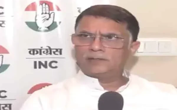 ‘Real Contenders for Nishan-e-Pakistan Are Those Who Went for Biryani Uninvited’: Pawan Khera Hits Back