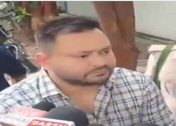 Tejashwi Yadav Accuses BJP of Using Election Commission to Remove Voters