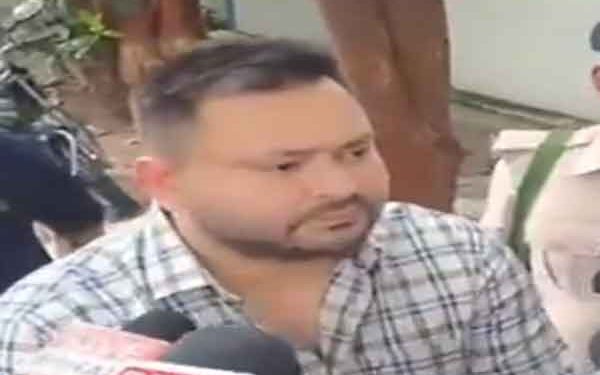 Tejashwi Yadav Accuses BJP of Using Election Commission to Remove Voters
