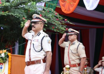 DGP Hoists Tricolour at Jharkhand Police HQ, Highlights Major Achievements