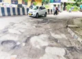BlackBuck CEO Quits Bengaluru Over ‘Death-Trap Roads’, IT Leaders Flag Pothole Crisis