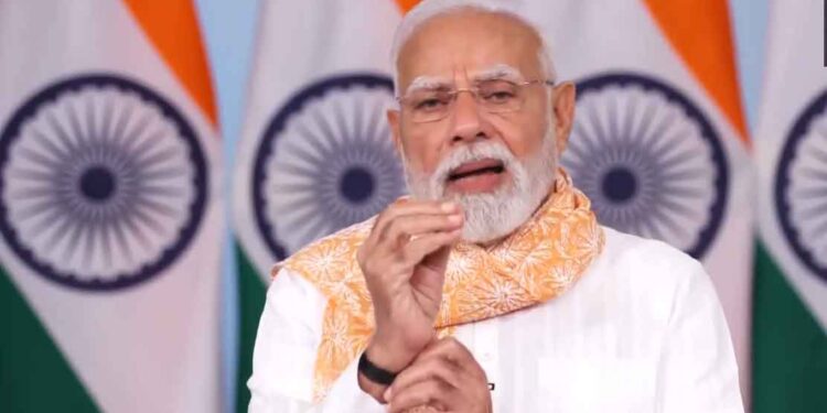 PM Modi Slams RJD-Congress Over Insult to His Late Mother, Calls It an Affront to All Women