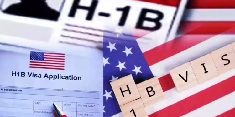 US Clarifies $100,000 H-1B Visa Fee, Brings Major Relief for Indian Students and Techies