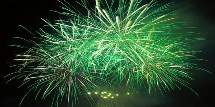 Green Crackers Back This Diwali: Experts Warn of ‘Toxic Relief’ That Still Chokes