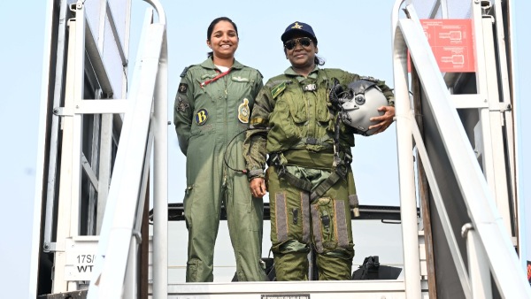 President Shuts Down Pakistan’s Propaganda, Poses with Rafale Pilot Shivangi Singh