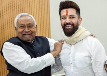 Nitish Moves To Dissolve Bihar Assembly Ahead of New NDA Government Formation