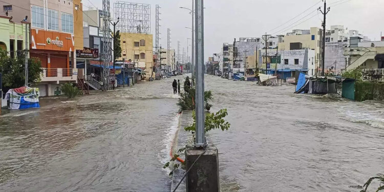 Cyclone ‘Senyar’ Triggers Heavy Rainfall Alert in Tamil Nadu; Schools Shut in Rameswaram