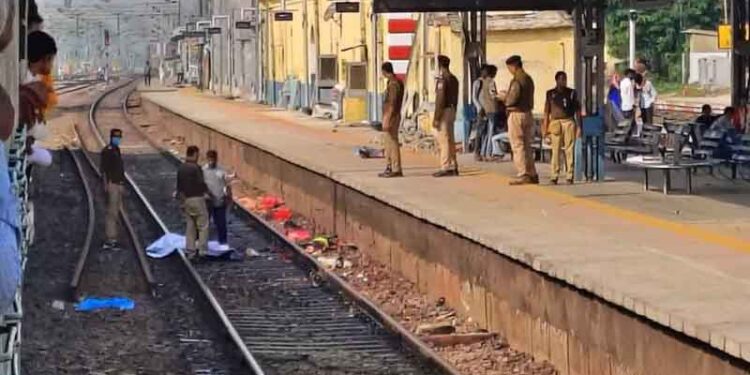 Six Women Pilgrims Killed by Kalka Express While Heading to Varanasi for Kartik Purnima Ganga Bath