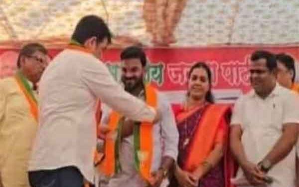 Shocking Twist as Palghar Lynching Accused Kashinath Chaudhary Joins BJP